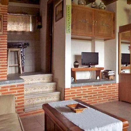 Apartamento rural El Pastor es un estudio con gran ventanal a Gredos Cabezas Bajas Exterior foto